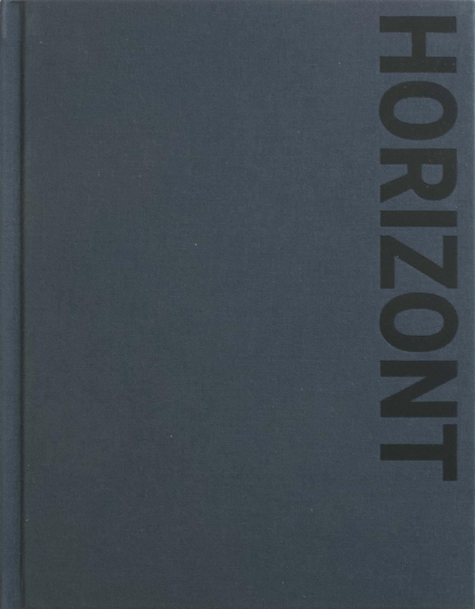 Dark blue book cover with the title Horizont in black print on the right vertical side of book.